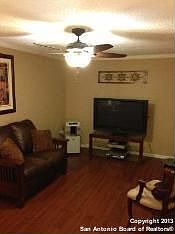 5th image of 1306 Longhorn Dr