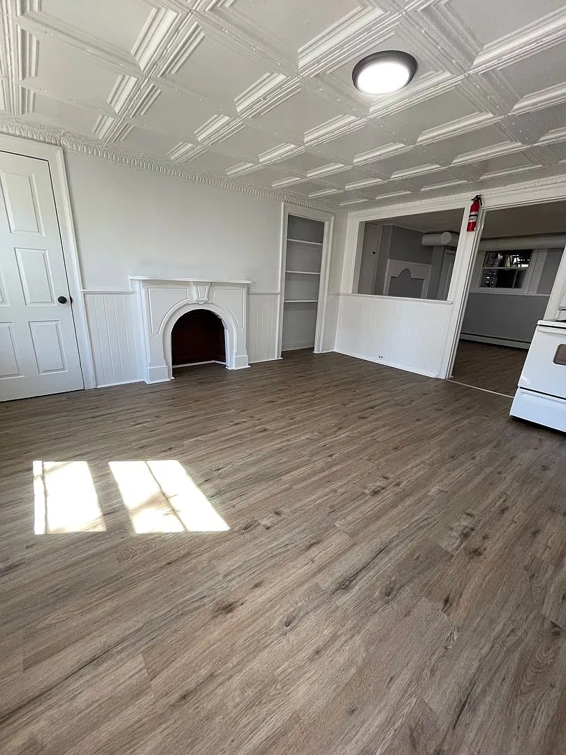 151 Grand St. — Photo 3