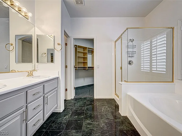 900 Royal Plum Ln — Photo 40