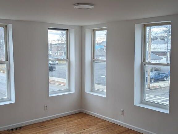2nd image of 632 2nd Ave #16