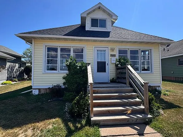 608 Stephenson St, Norway, MI 49870