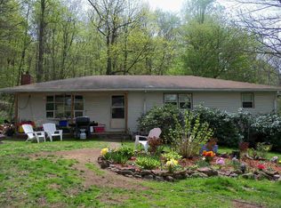 150 Reeds Gap Rd, Northford, CT 06472