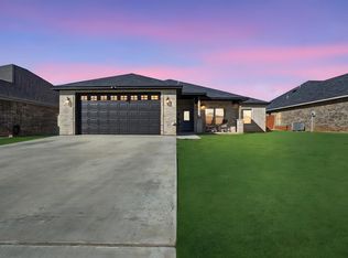 214 NW Sandstone Ave, Cache, OK 73527