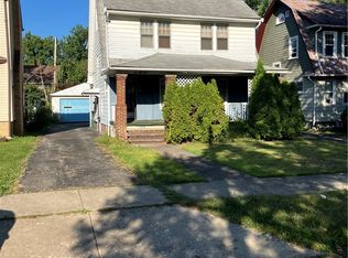 1058 Pembrook Rd, Cleveland Heights, OH 44121