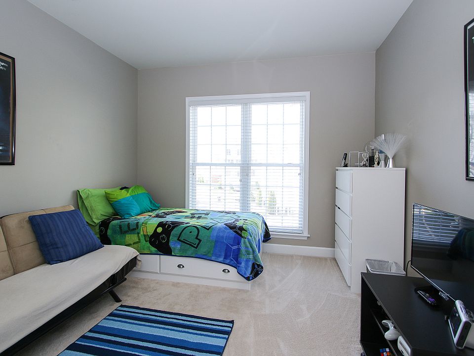 2nd image of 14796 Potomac Branch Dr