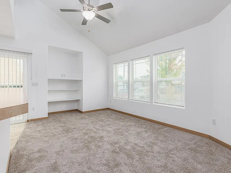 Highlands Townhomes — Photo 10