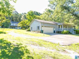 7385 Lake In The Woods Rd, Trussville, AL 35173
