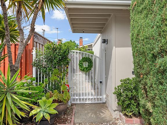 2nd image of 369 Timber Way