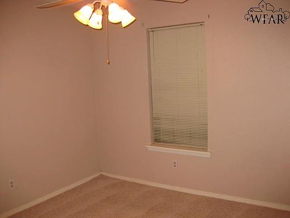 5th image of 1416 Amherst St