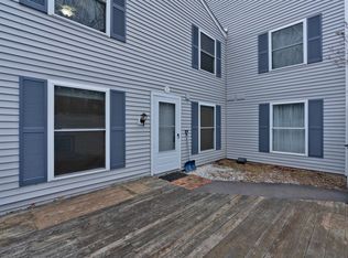 1 Hemlock Frst, Dover, NH 03820