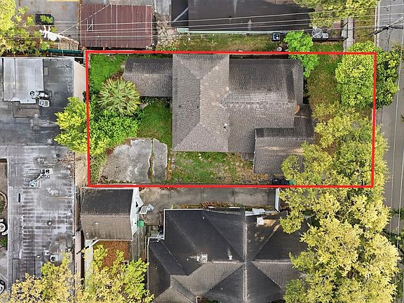 3rd image of 3308 Yupon St