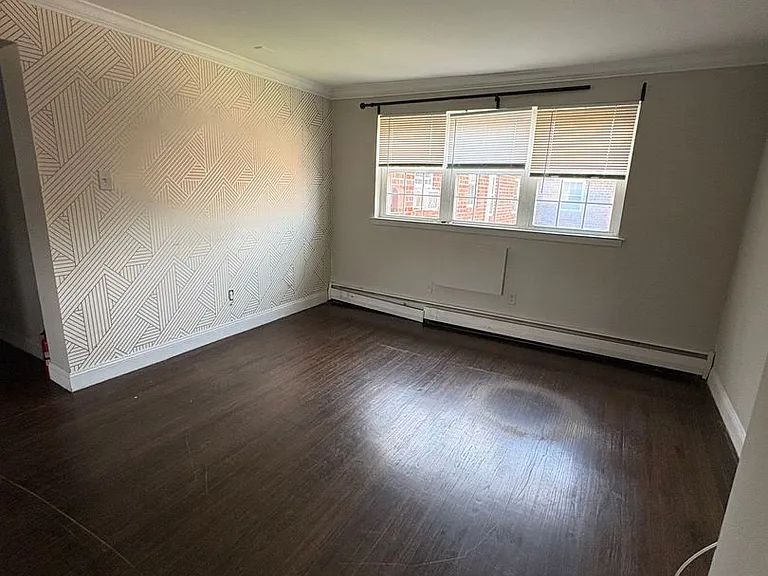 210 Trinity Ave — Photo 22