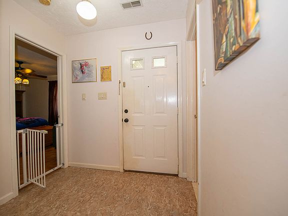 5th image of 10139 Park Valley Dr