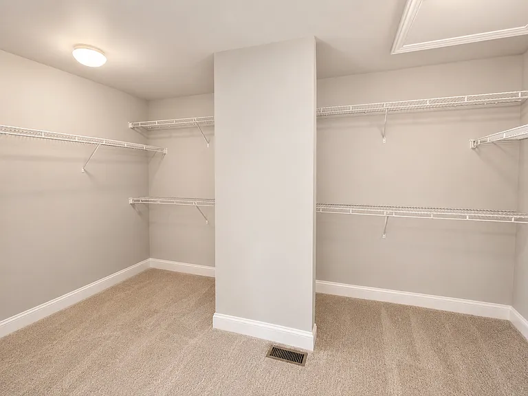22 Sharpley Dr — Photo 22