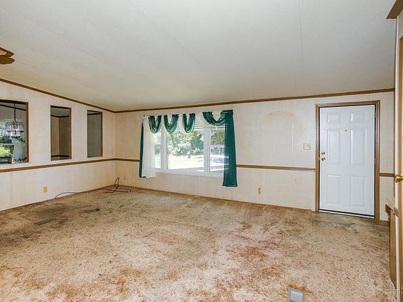 4703 halbert rd-104