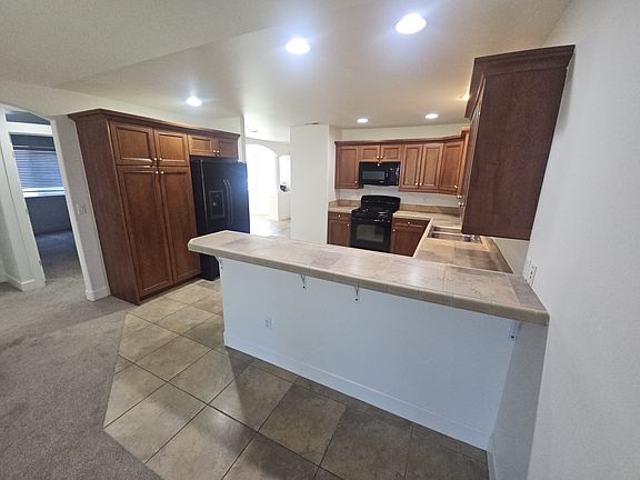 5th image of 205 167th St E