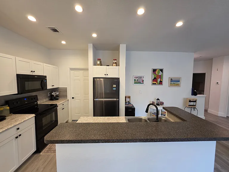 2171 Portofino Pl #27-225 — Photo 40