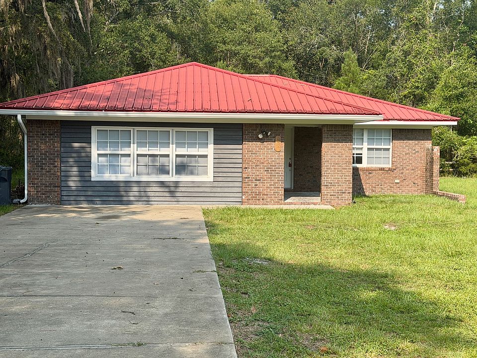 1st image of 28 Kay St