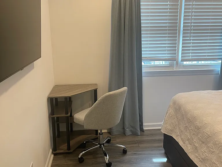2121 E Kendall Cir — Photo 24
