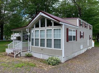 47 Indian Point Rd, Raymond, ME 04071