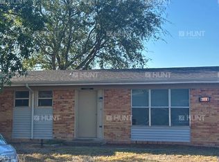 9122B Brown St, Del Rio, TX 78840