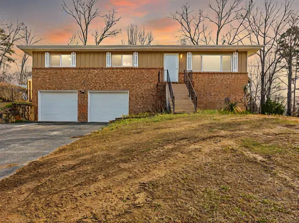 950 N Pine St, Rossville, GA 30741