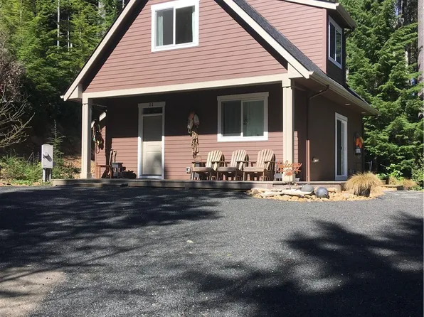11 N Paradise Dr, Lilliwaup, WA 98555