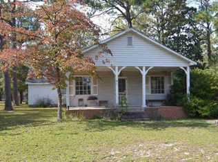 130 N Plum St, Pinebluff, NC 28373