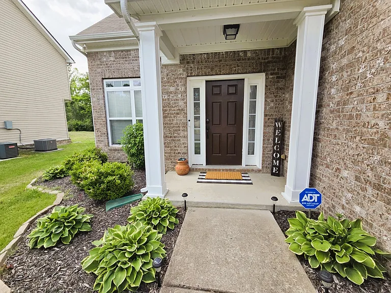 4213 Longfellow Dr — Photo 3