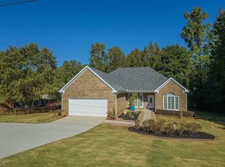 334 Bear Creek Rd, Lavonia, GA 30553