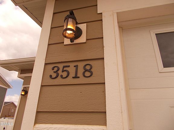4th image of 3518 9th Ave NE