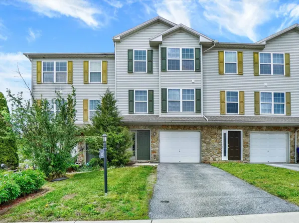655 Fisher Dr, York, PA 17404