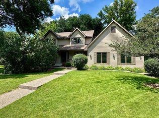 9881 170th St W, Lakeville, MN 55044