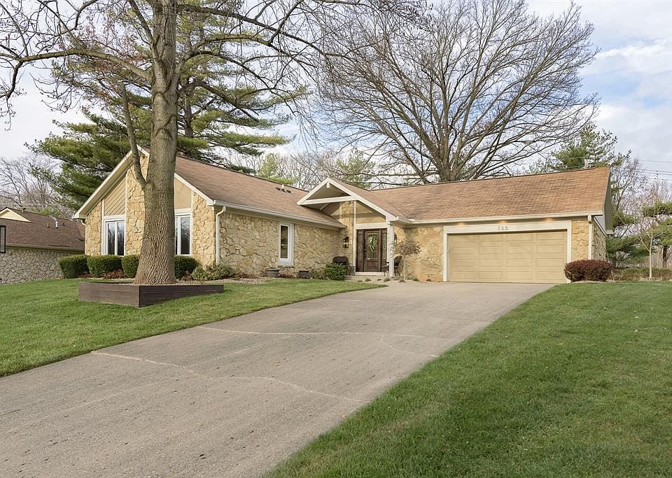 705 Saint James Pl, Noblesville, IN 46060 Zillow