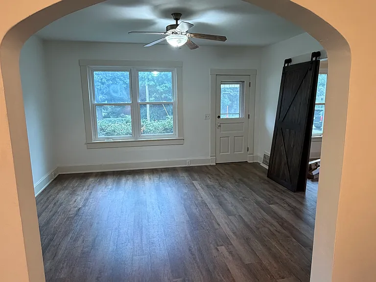 652 N Oak St #1 — Photo 11