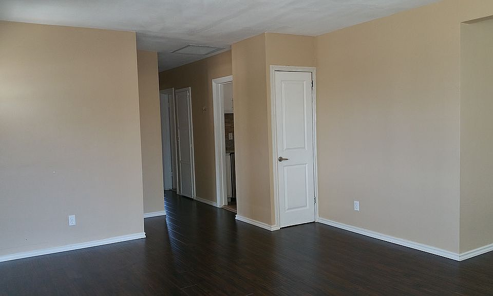 1st image of 5823 Chiquita Ln