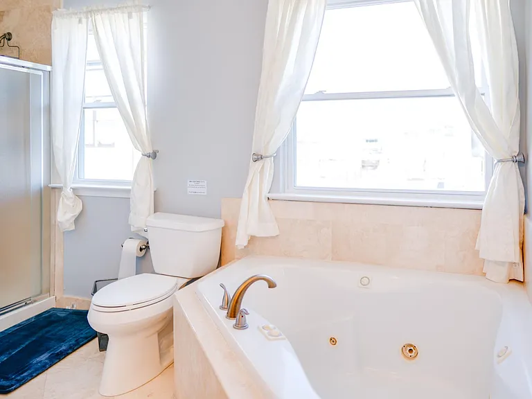 3rd floor bathroom