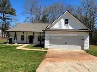 202 Autumn Ridge Dr, Griffin, GA 30224