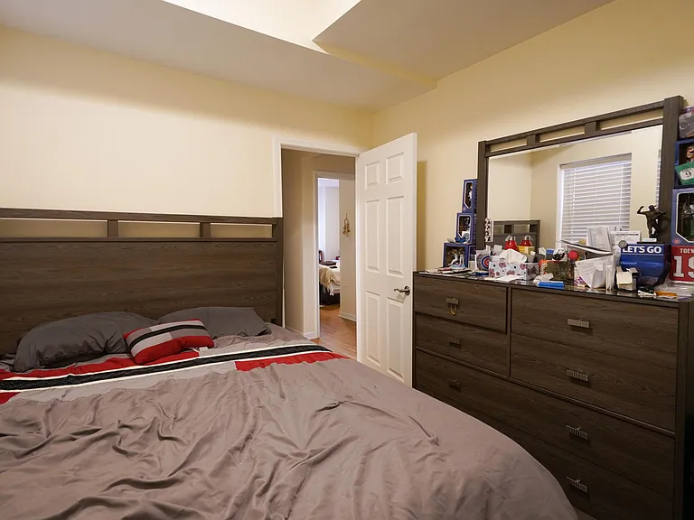 2845 N Southport Ave #1F — Photo 13
