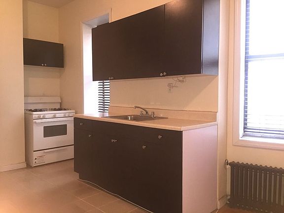 2nd image of 611 Ocean Ave APT A3