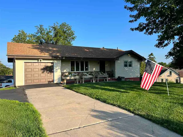509 Oak St, Stanton, NE 68779