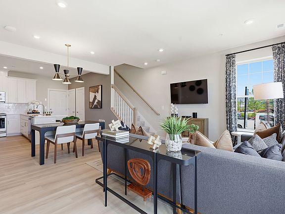 4th image of 17727 Williams Way