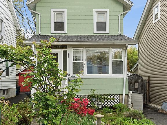 2nd image of 90 Brookside Avenue