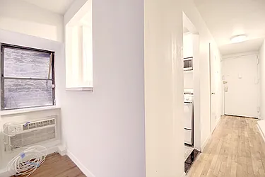 Rented by Urbane Brokerage