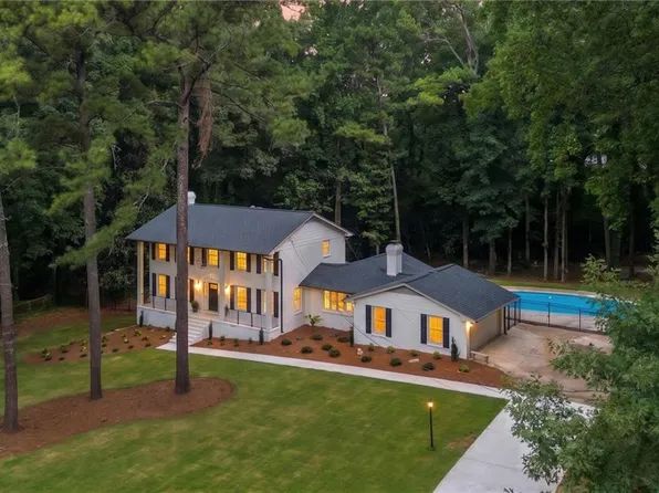 5004 Mountclaire Rd, Tucker, GA 30087