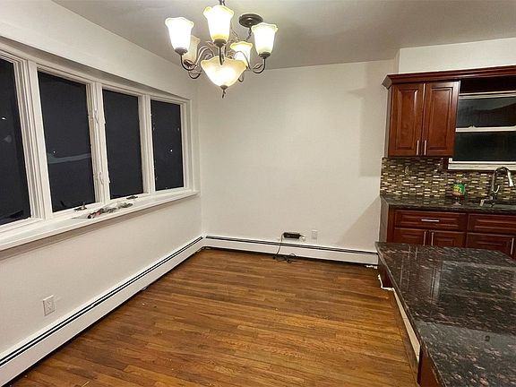 2nd image of 616 Beach 69th St