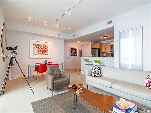 4th image of 300 S Biscayne Blvd #T-3116