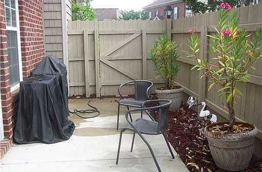 3rd image of 1065 Gamston Ln