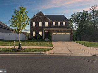 9801 Passage Dr, Upper Marlboro, MD 20772