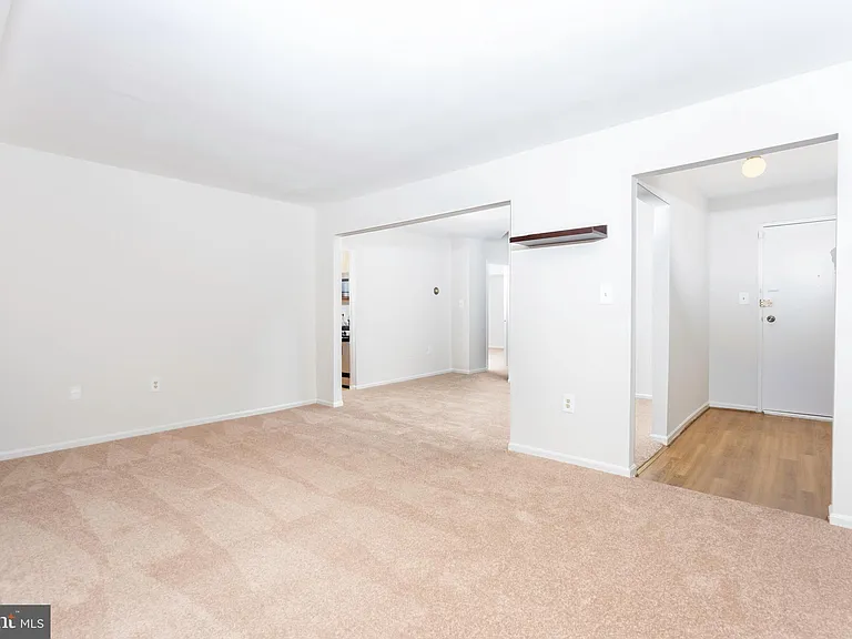 874 College Pkwy #202 — Photo 29